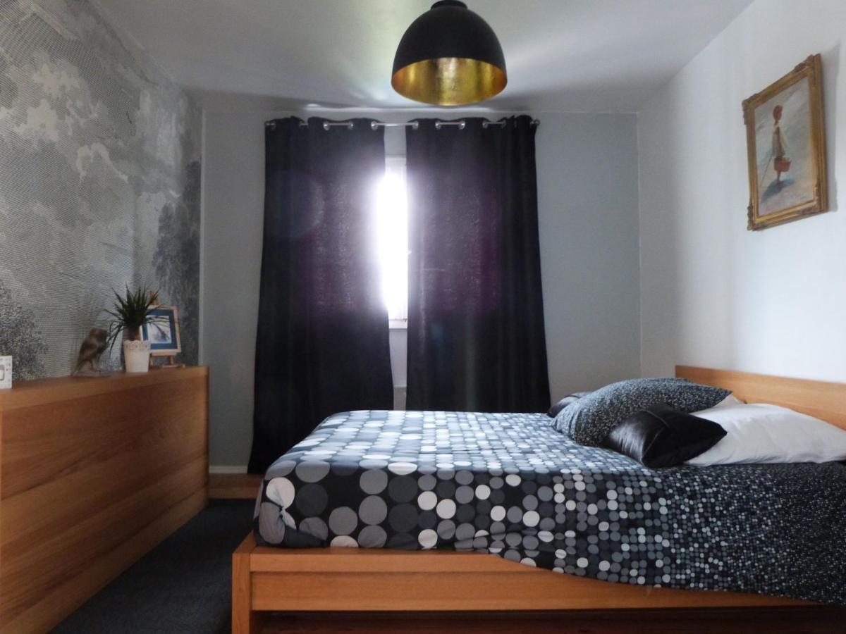 B&B Les Hauts D'Ornans Bagian luar foto