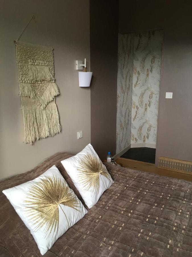 B&B Les Hauts D'Ornans Bagian luar foto